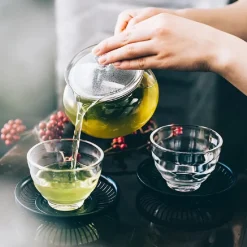 Bauchige Glas Teekanne Maru
