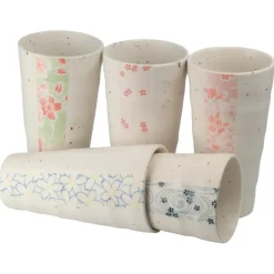 Japanische Teebecher aus Keramik